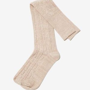Pudus Over-the-knee Sweater Socks